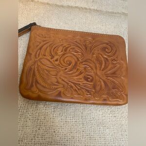 Patricia Nesh 100% leather whistle bag brown